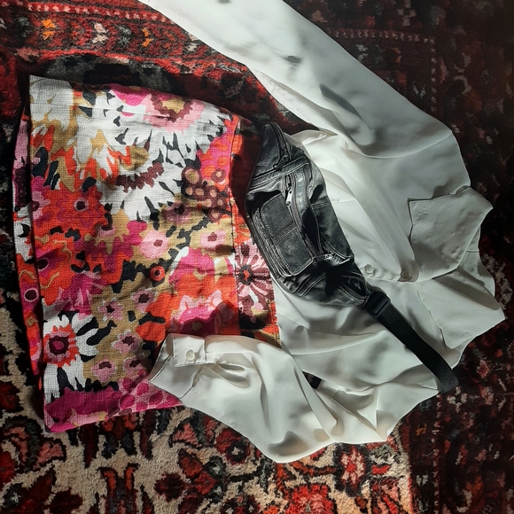 Dolce & Gabbana linen mini skirt - Picture 5 of 7